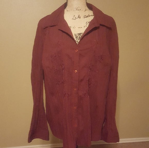 St. John's Bay Tops - St johns bay button up blouse sz 2x